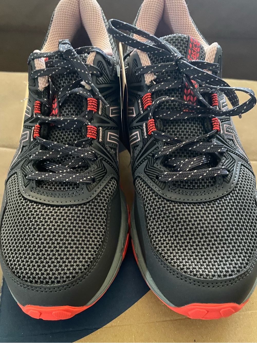 NWT Asics Womens Gel Venture 8 Athletic Trail Gray. SZ 9 Wide